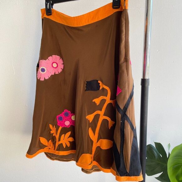 Anthropologie Dresses & Skirts - Vtg Y2K Anthropologie Lapis 100% Silk Floral Appliqué Brown Pink Skirt Sz Large